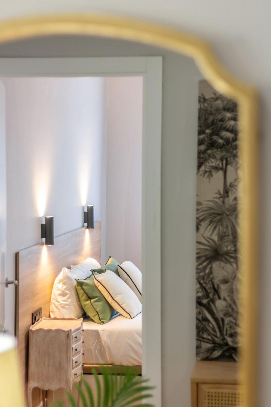 Cervantes Luxury Apartment マラガ エクステリア 写真