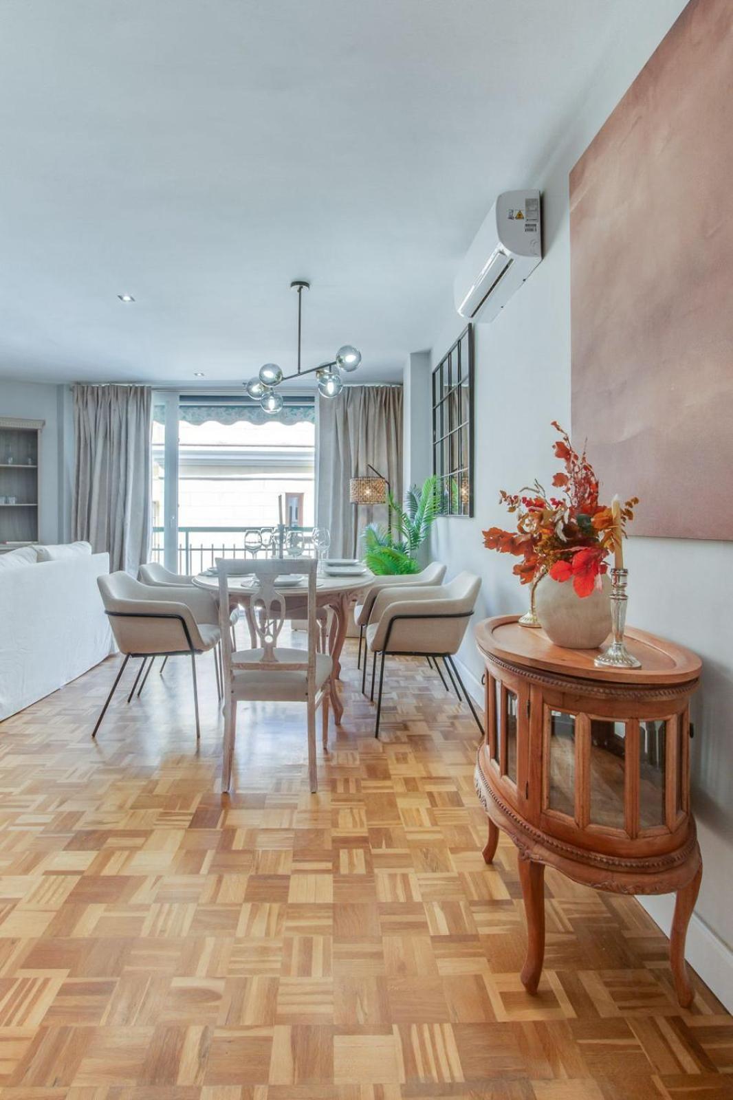 Cervantes Luxury Apartment マラガ エクステリア 写真